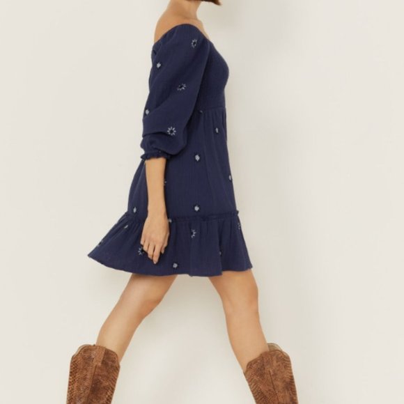 Jolt NWOT Women's Rouched Front Embroidered Navy Dress XL - Picture 3 of 16